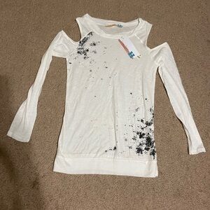 Vintage Havana White cold shoulder long sleeve t-Shirt size Large‎ NWT